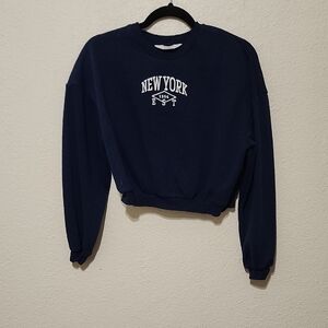 H&M Blue and White Graphic Crew Neck Sweatshirt